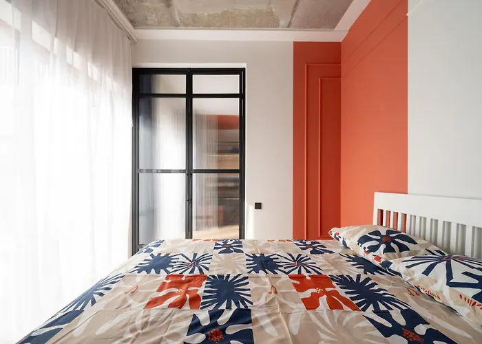 Апартаменты New Old Town Flat, Free Parking, Tv, Work Desk, Monitor, Ac, Security Рига